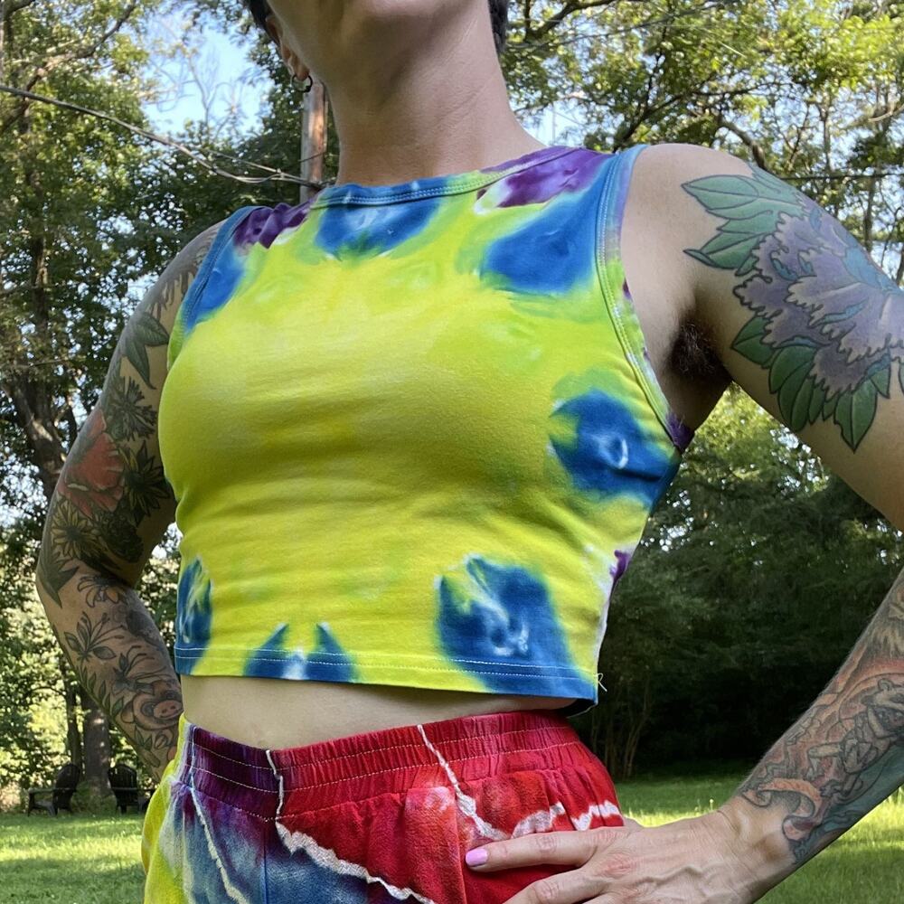 Women's Tie Dyed Tank Crop - Ice Dye Mandala Top Handmade - Rainbow (2XLarge)